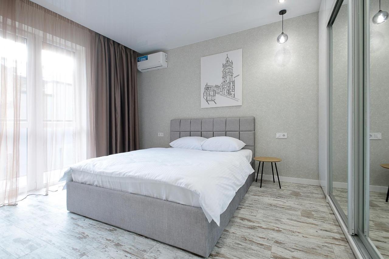 Апартаменти Luxury Nest Lviv Center Екстер'єр фото