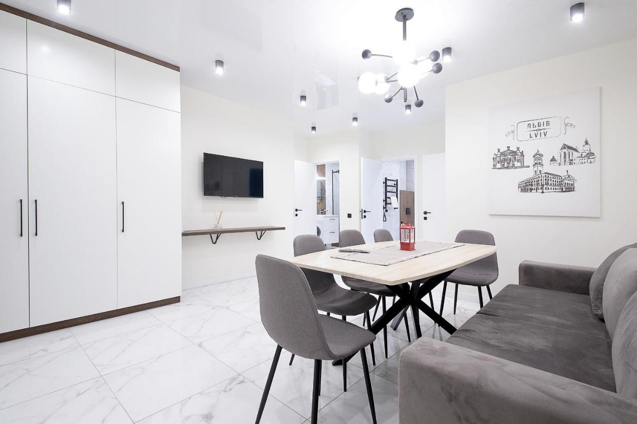 Апартаменти Luxury Nest Lviv Center Екстер'єр фото