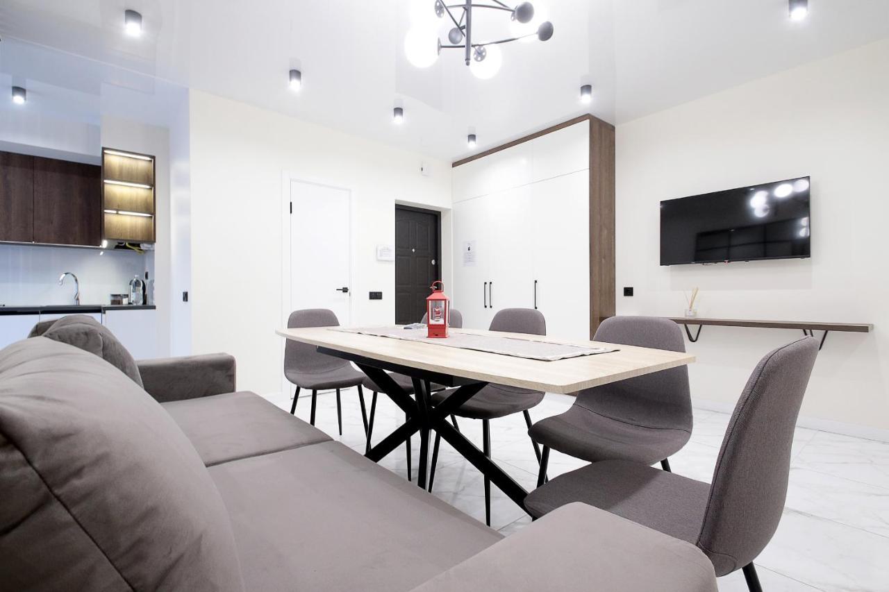 Апартаменти Luxury Nest Lviv Center Екстер'єр фото