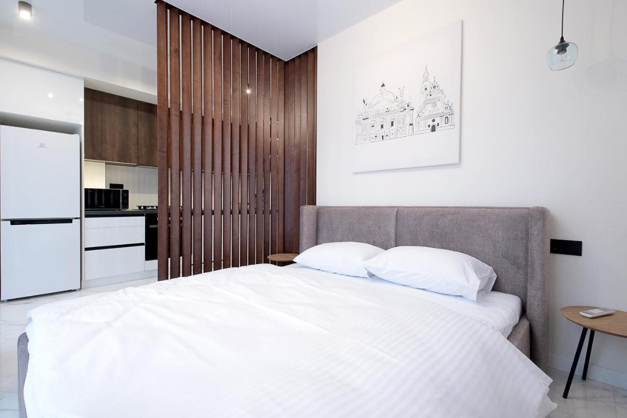 Апартаменти Luxury Nest Lviv Center Екстер'єр фото